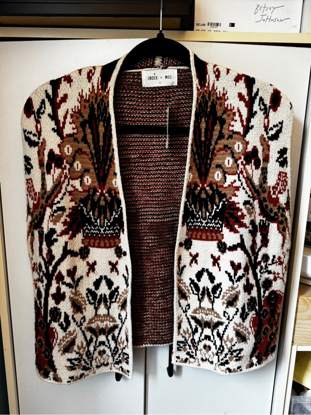 Simons Ivory Floral Knit Vest Cardigan with Brown & Red Accents